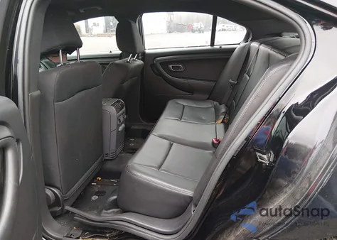 2016 Ford Police Interceptor z USA, uszkodzony, nr VIN 1FAHP2MT5GG156492